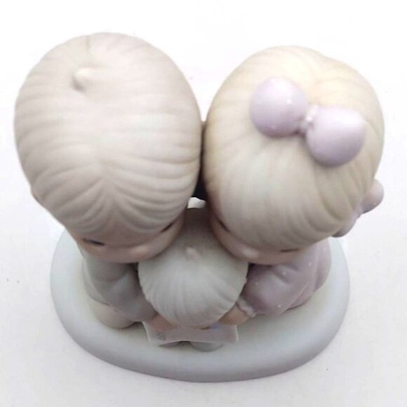 Vintage Precious Moments God Bless The Day We Found You Porcelain Figurine 1986 - Picture 5 of 9